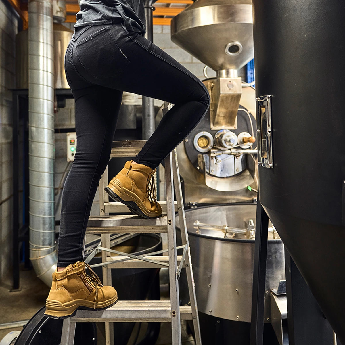 Blundstone 418 Zip-Up Workboot Non-Safety - Wheat Wheat Boot Non-Safety by Blundstone | The Bloke Shop