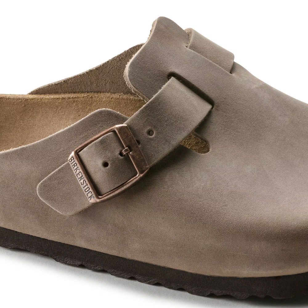 Boston Oiled Leather Clog - Regular Fit